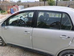 نيسان فيرسا